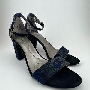 Bandolino Women's Armory Heeled Sandal Sz 7.5